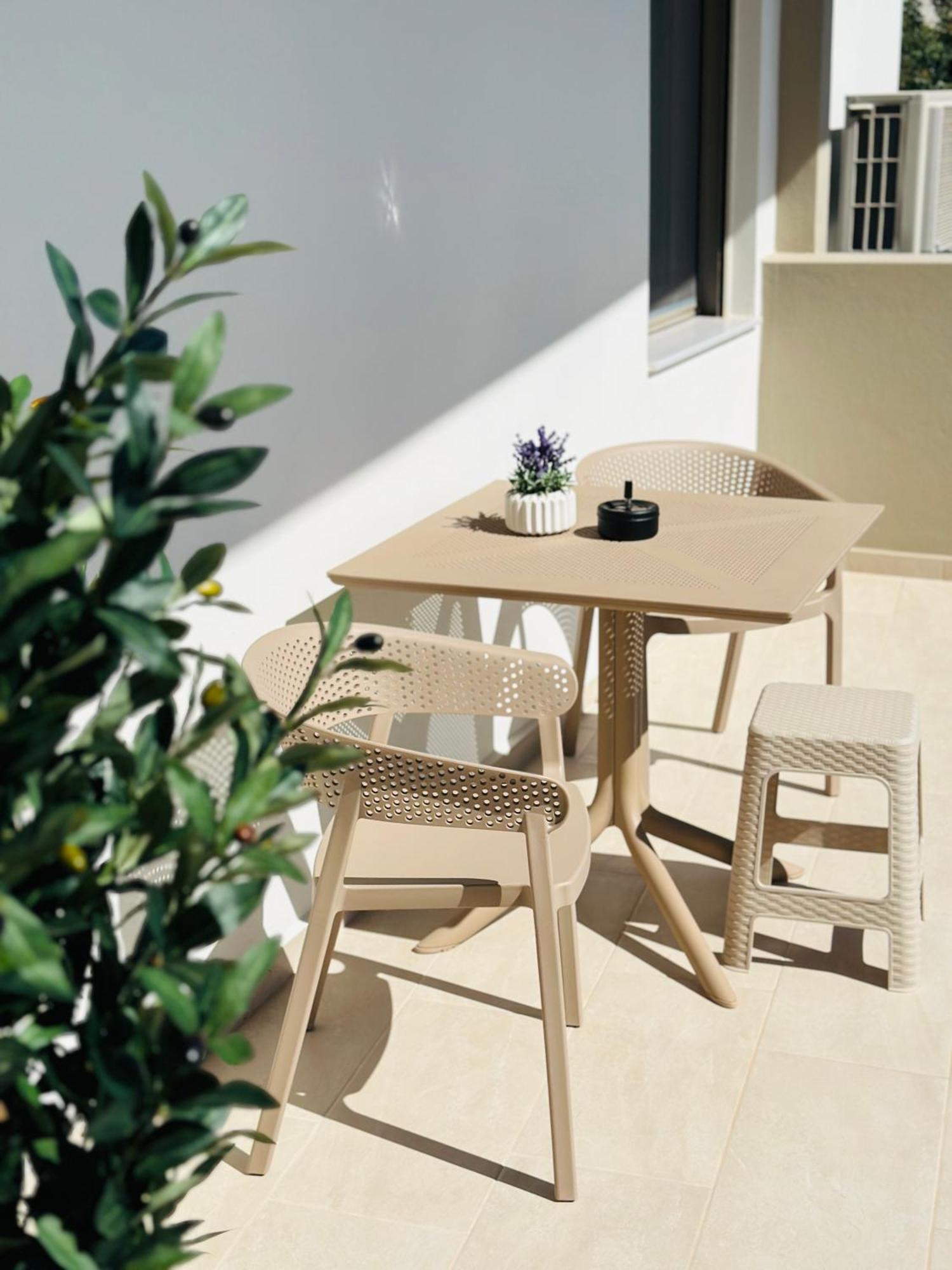 Floral City Apartments Ayos Nikolaos Dış mekan fotoğraf