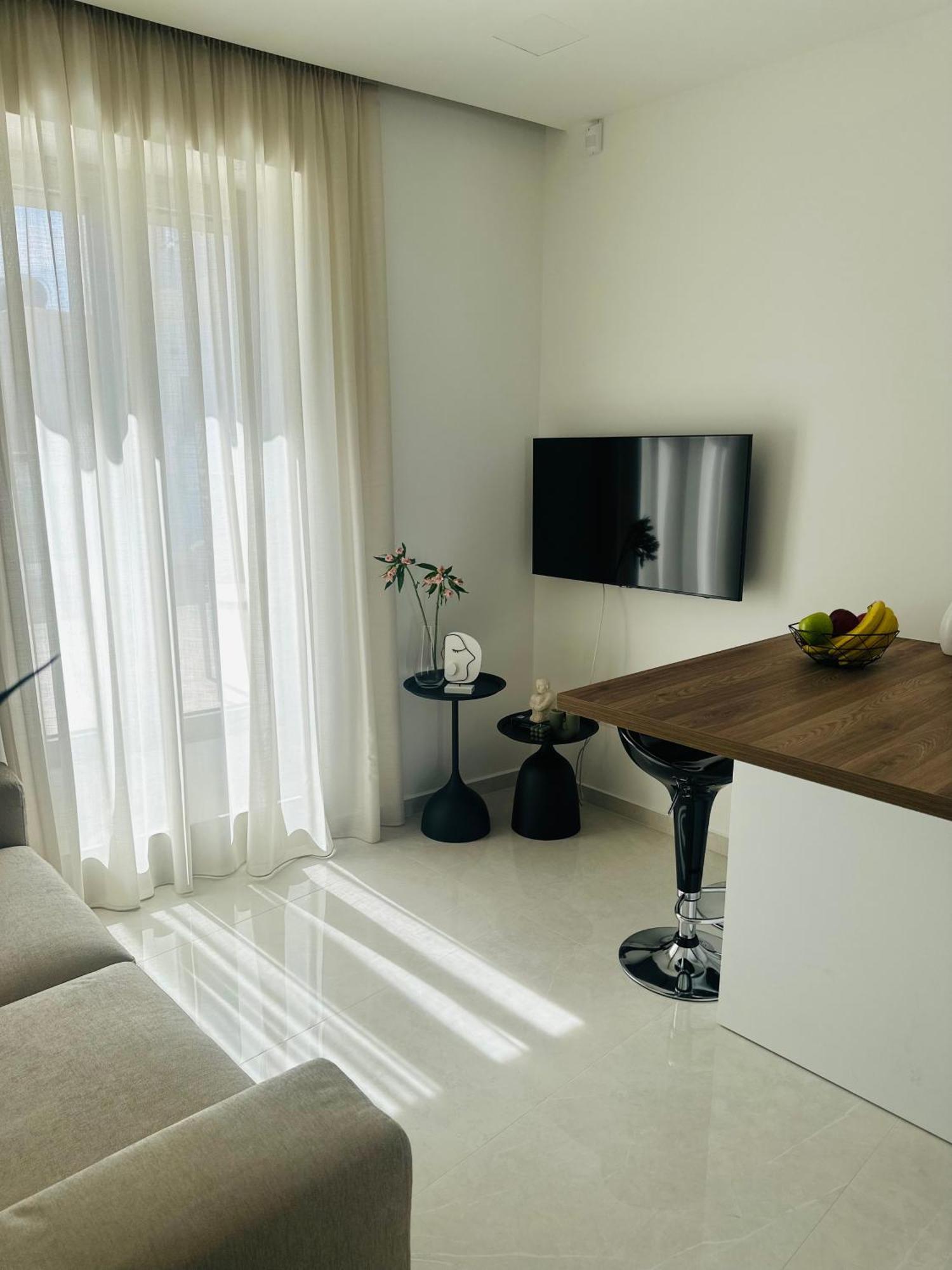 Floral City Apartments Ayos Nikolaos Dış mekan fotoğraf